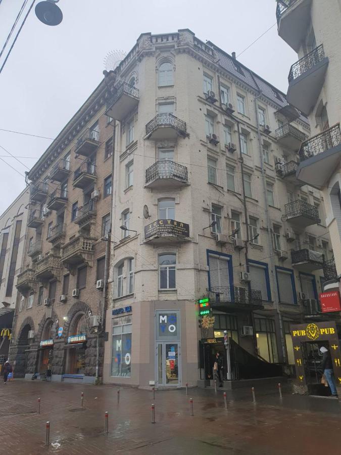 Хостел На Льва Толстого Kijev Kültér fotó